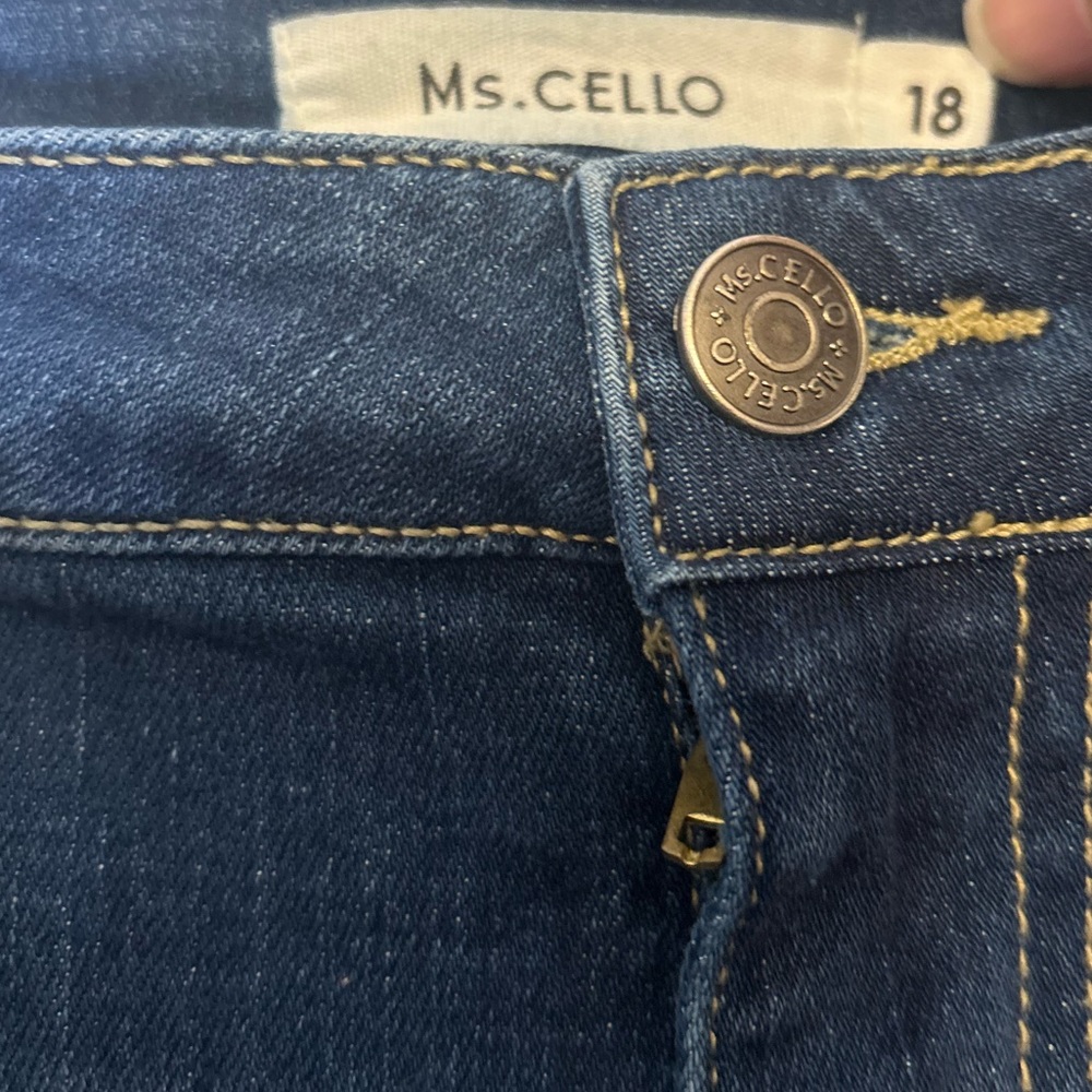 Plus Size Ripped Jeans Size 18 - Picture 4 of 5